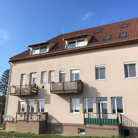Apartment Alpok Rosa 1,5 Apartman *